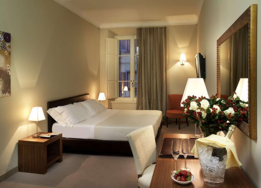 Hotel Sina Maria Luigia Parma Pokoj fotografie