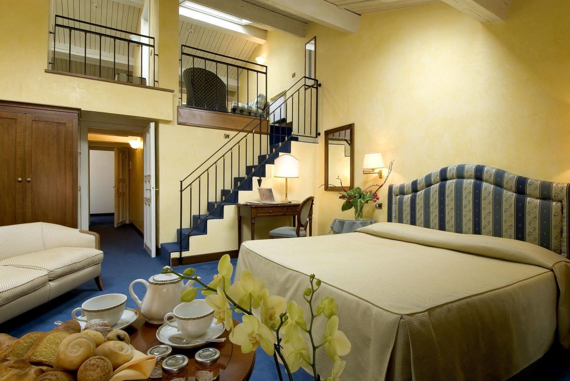 Hotel Sina Maria Luigia Parma Pokoj fotografie